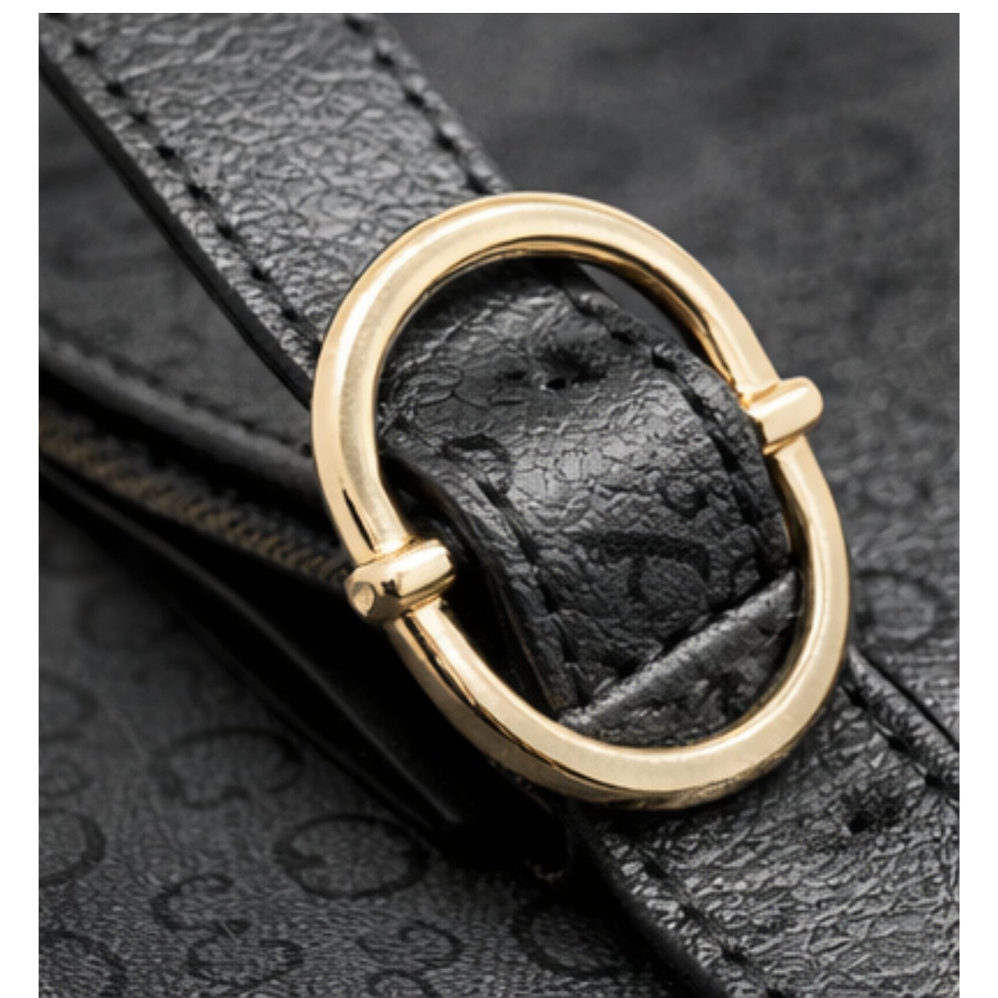 Cartera Guess Crossbody Negra con Monograma