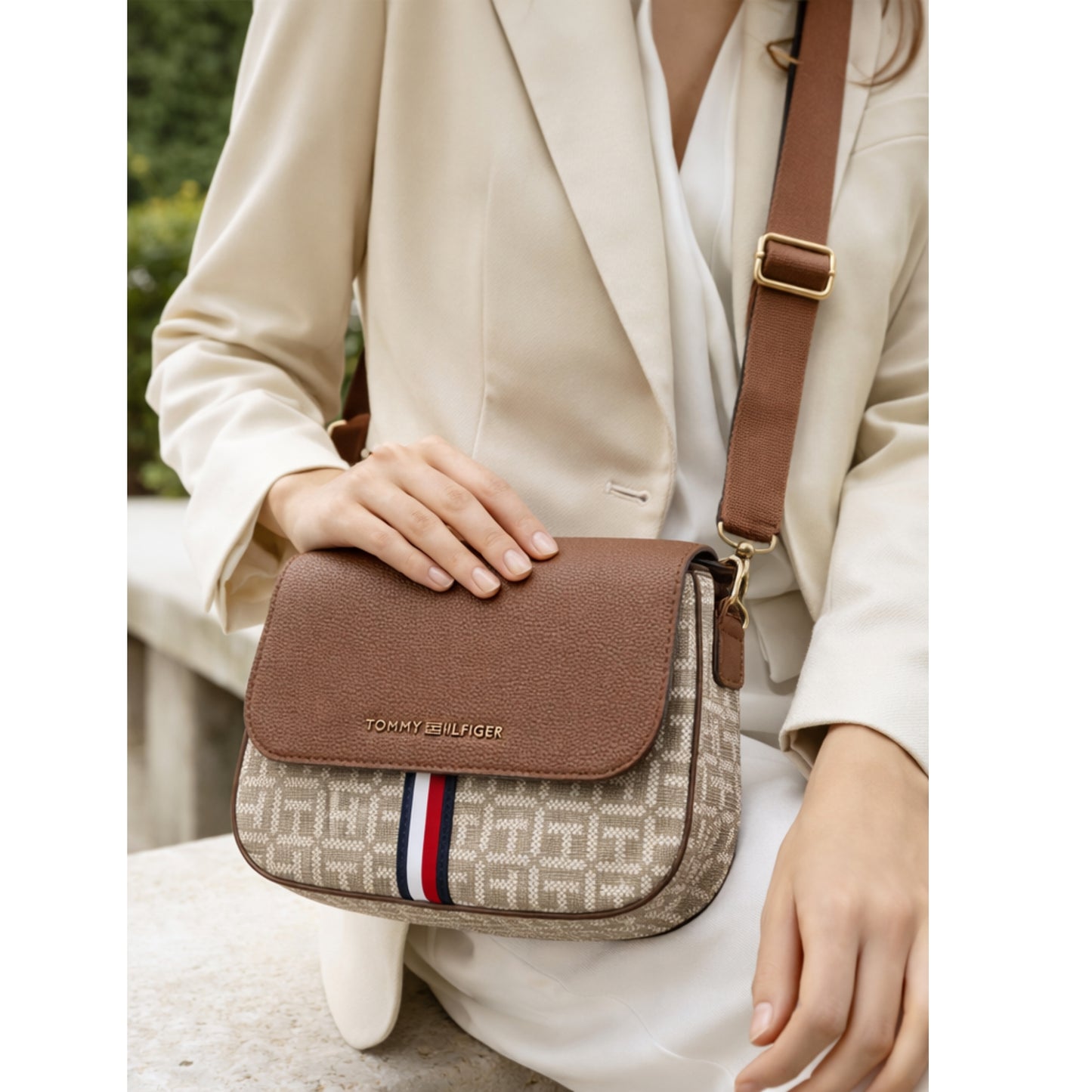 Cartera Tommy Hilfiger 69J9594 Crossbody Beige/Caramelo