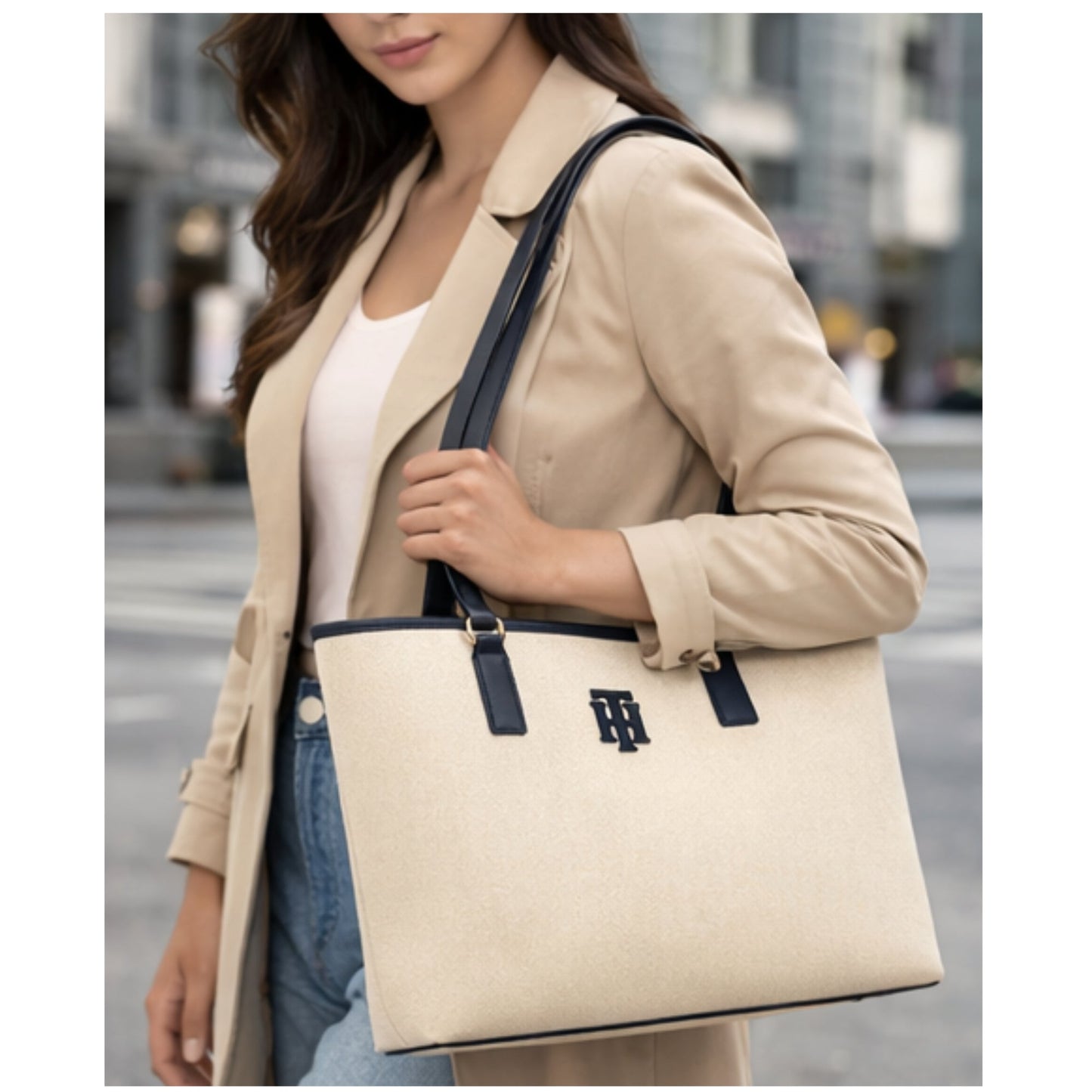 Cartera Tommy Hilfiger Tote Beige y Azul